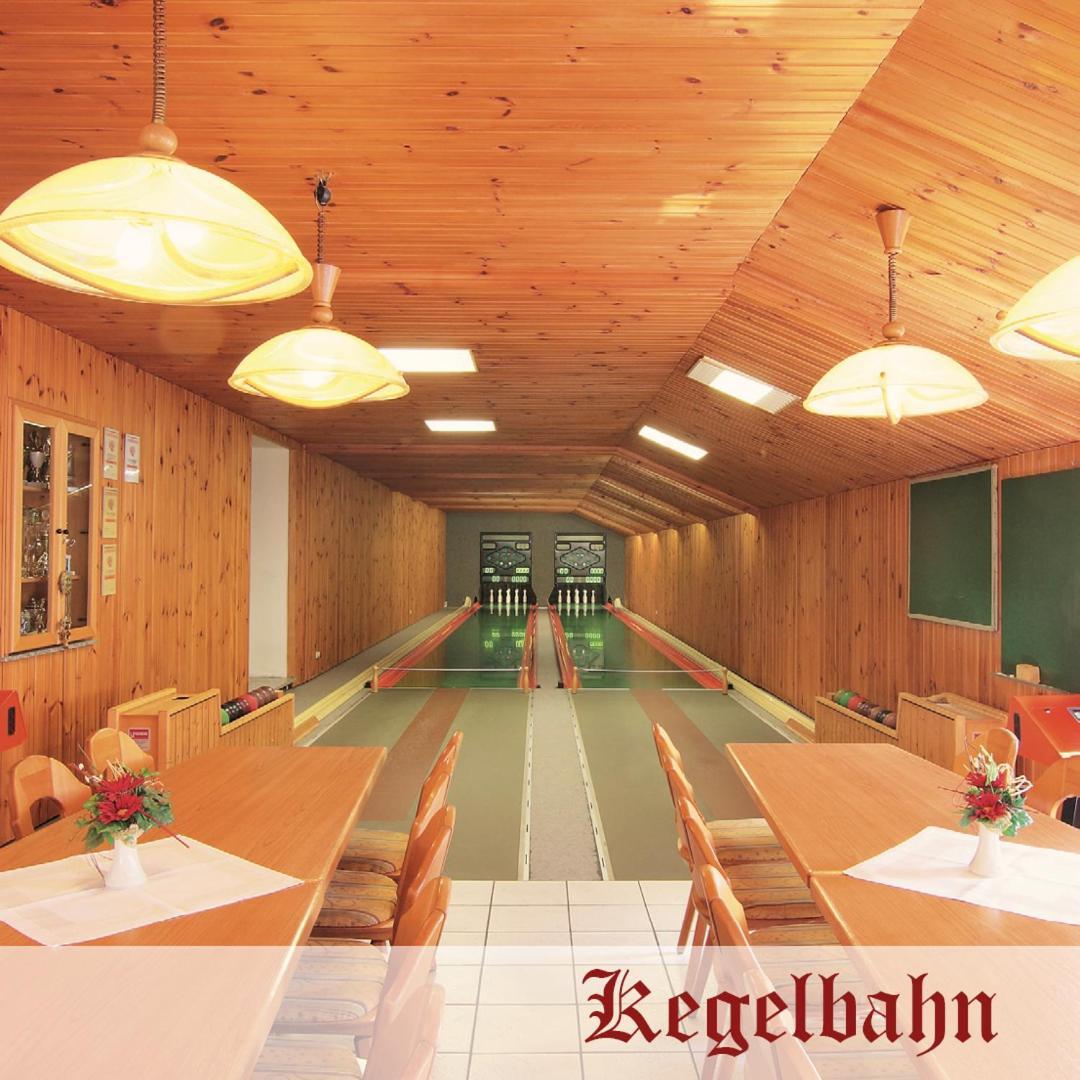 Landgasthof Hotel Zwickl デッゲンドルフ エクステリア 写真
